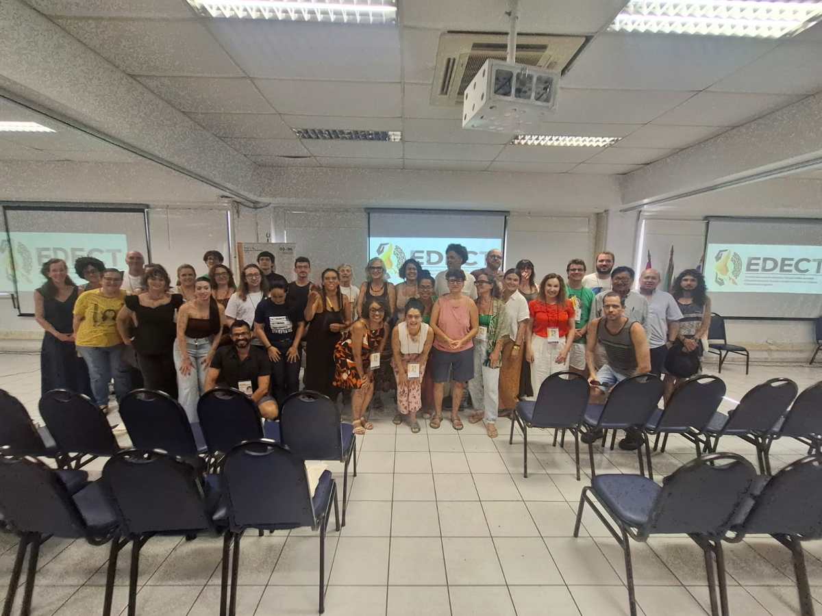 EDECT – II Encontro Internacional Decolonizando a Educação Científica e Tecnológica III Simposio Internacional: Educación en Biología y Construcción de Ciudadanías Descolonizando Imaginários&nbsp;III
